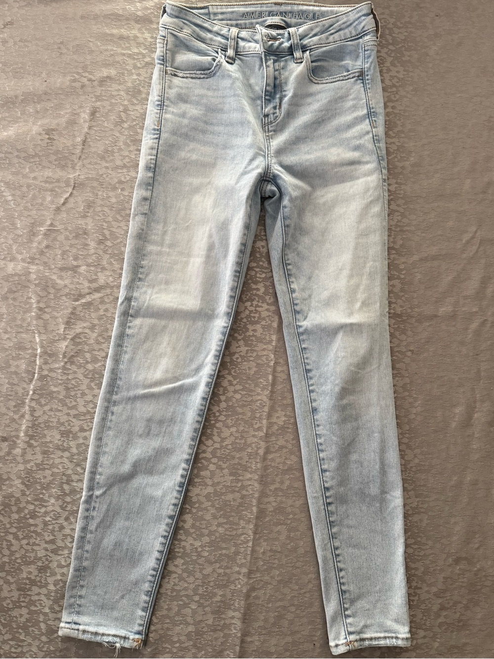 American Eagle Outfitters Light Blue Skinny Jeans